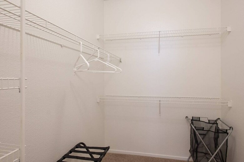 Villa Quiet Home 9 Minutes To Strip Balcony & Pool