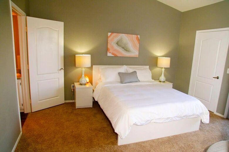 Apartamento Modern Home On Top Floor Pool + Private Balcony