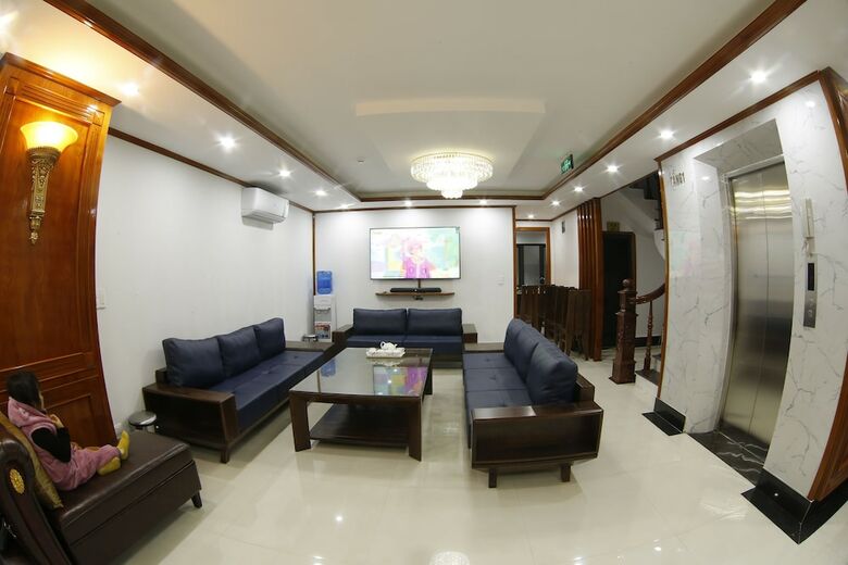 Bao Ngoc Diamond Hotel