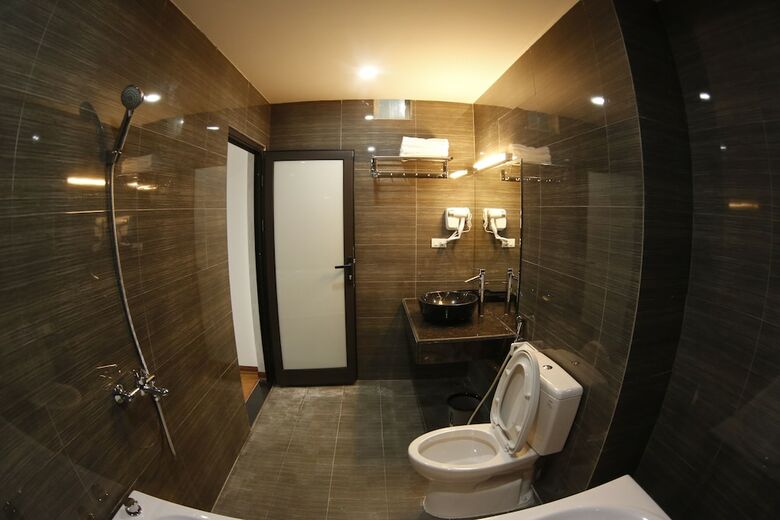 Bao Ngoc Diamond Hotel