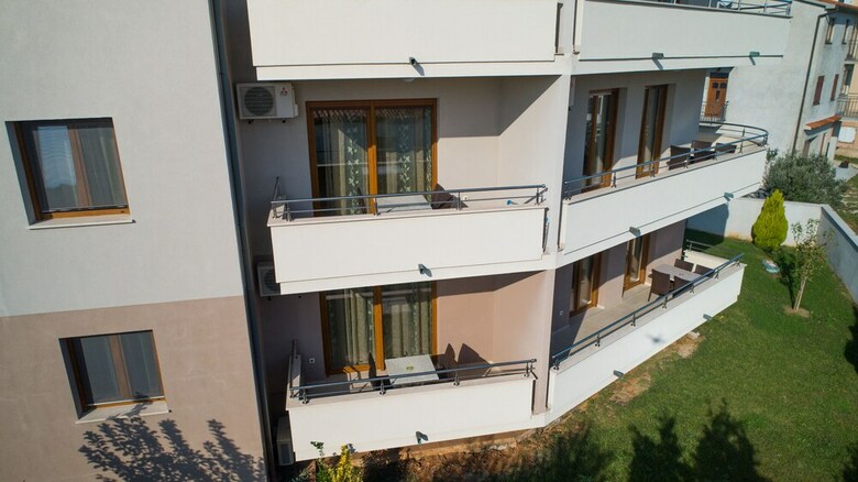 Apartments Oliva