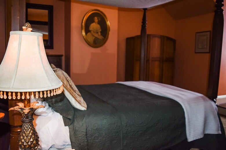 Bed & Breakfast The Myrtles Plantation