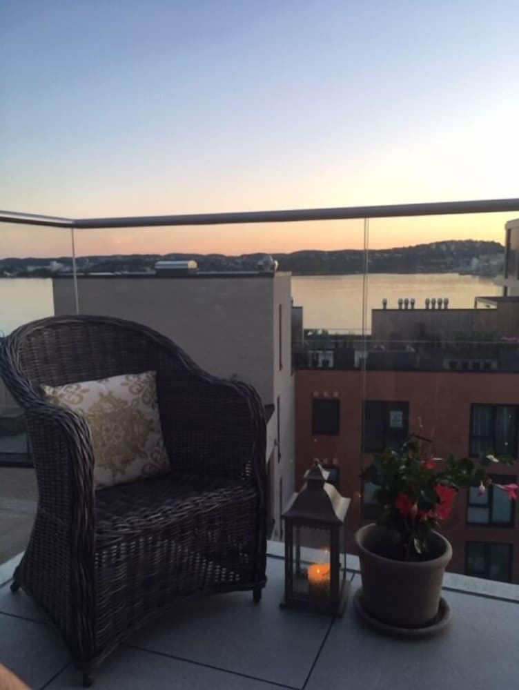 Stayplus Ocean View Apartment Balcony