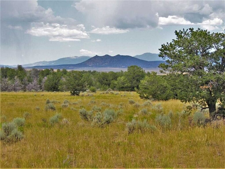 Sun Mountain View, 2 Bedrooms, Fireplace, Balcony, Sleeps 6