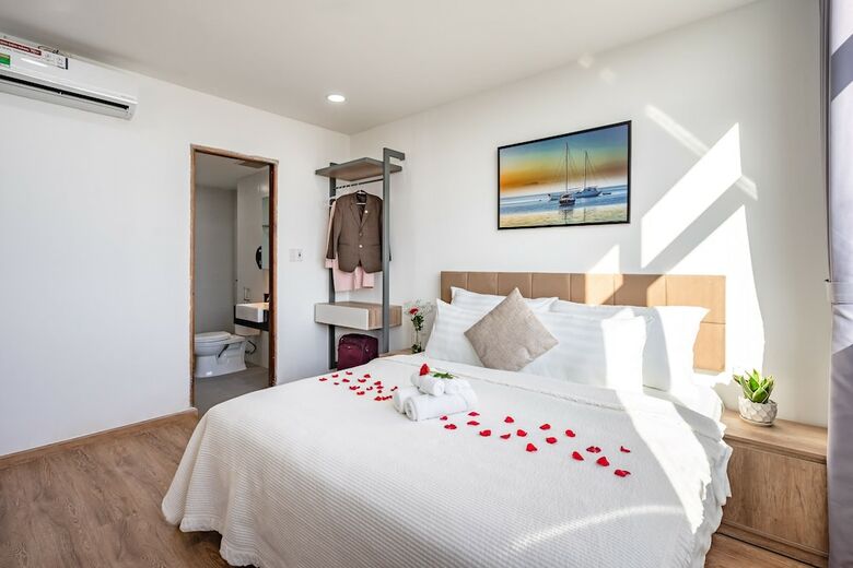 Skyline Serviced Apartments