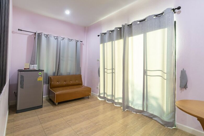 Hotel Oyo 798 Reurn Mareena Resort