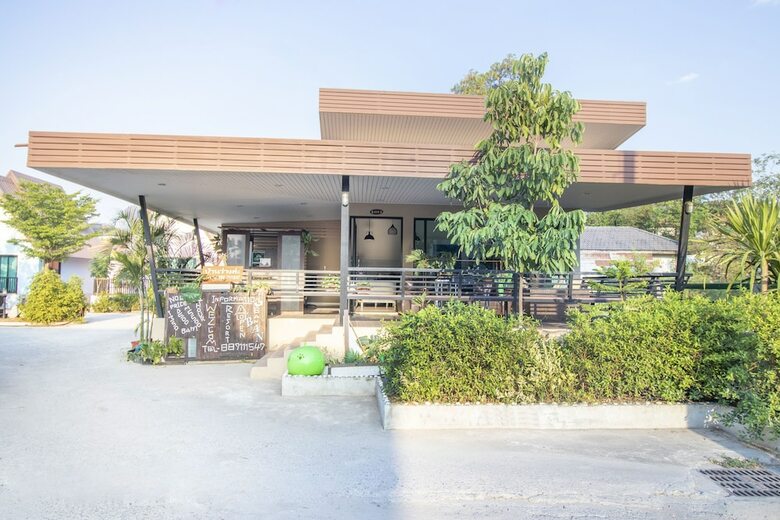 Hotel Oyo 798 Reurn Mareena Resort