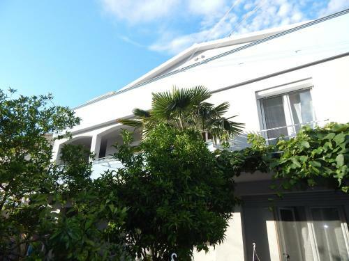 Apartments & Rooms Marinka