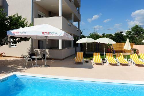 Apartments Klelija