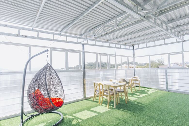 Thuat Khuyen Hotel