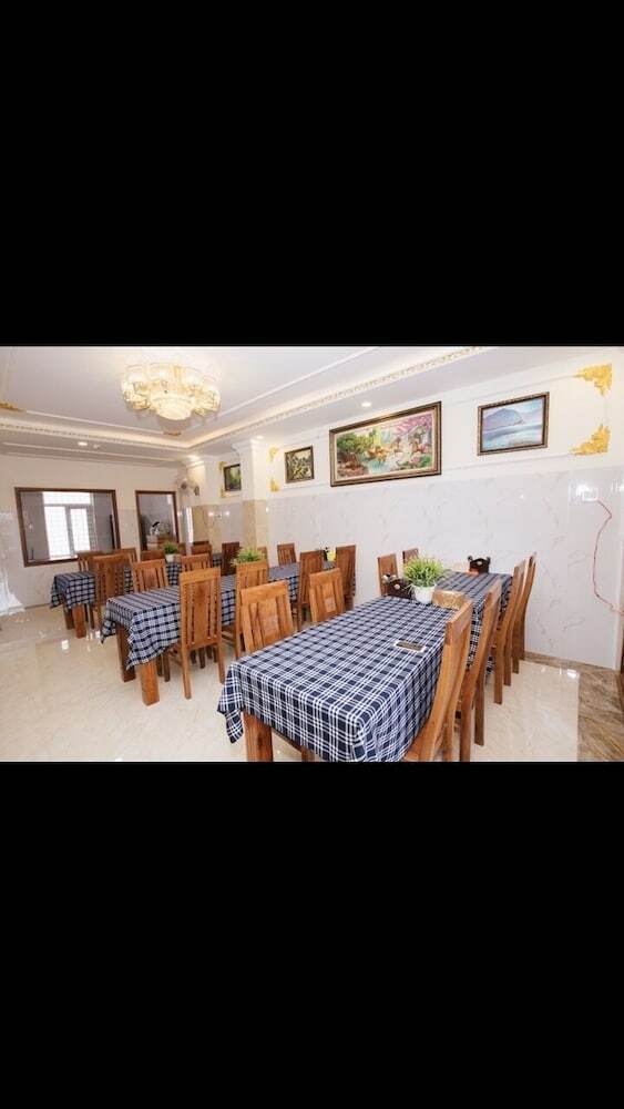 Linh Lan Hotel
