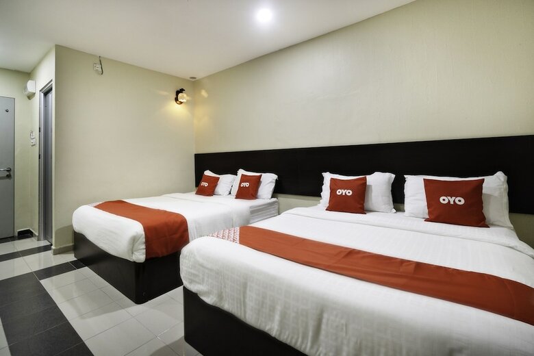 Oyo 89960 Manjung Inn Hotel