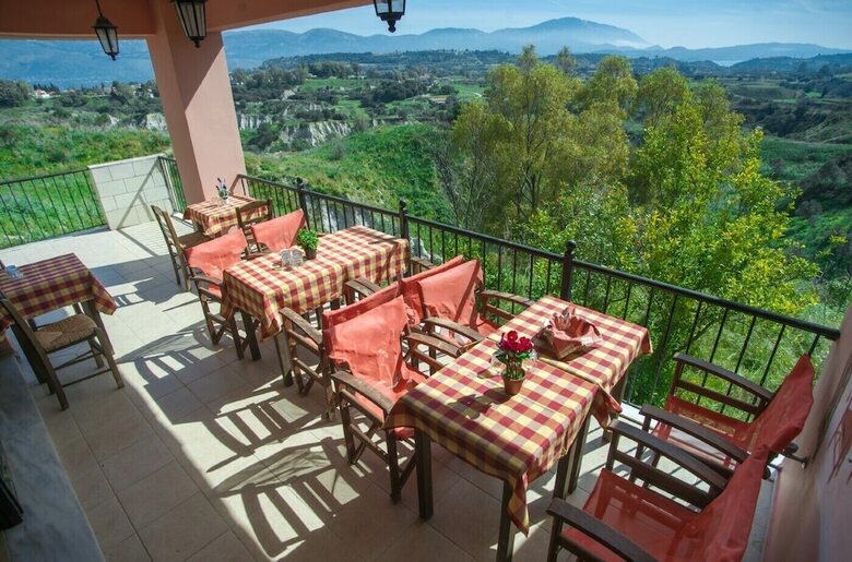 Filippion Hotel
