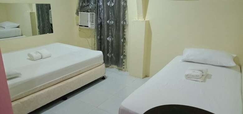 Hotel Lei Kendee Traveler's Inn