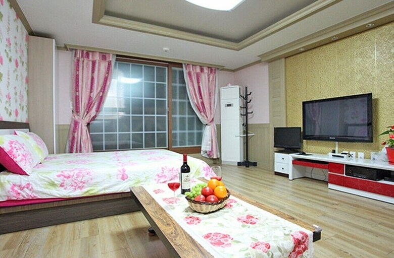 Tongyeong Sea Love Pension