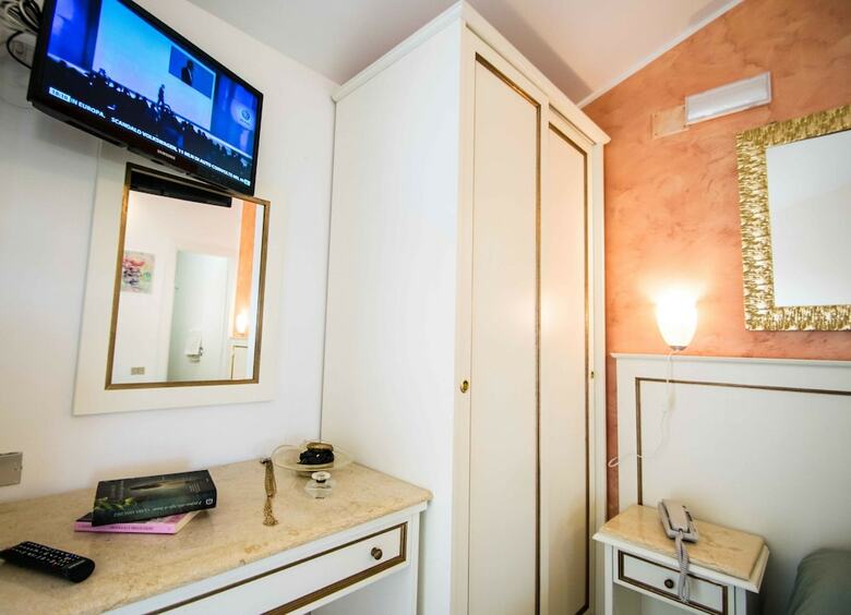 Residencia Resort Hotel Rocca Di Vadaro