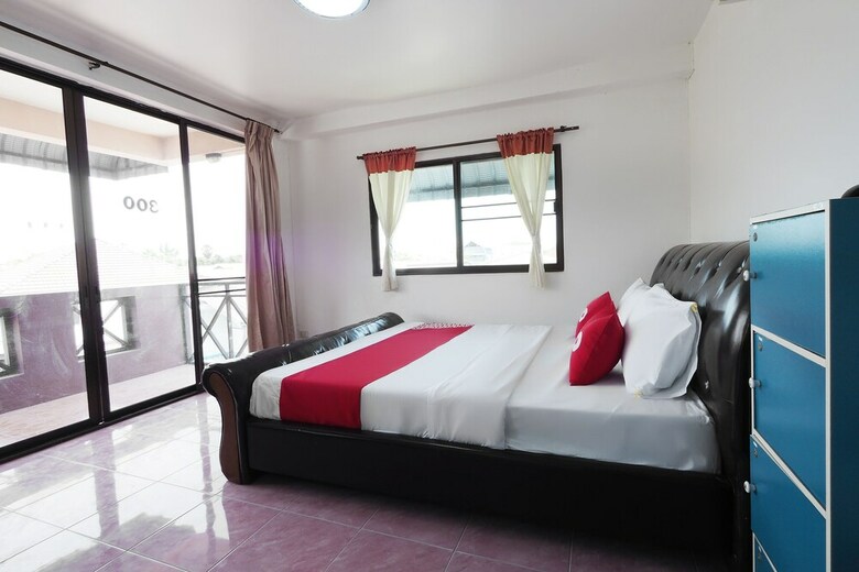 Hotel Oyo 817 Noble Thippanate