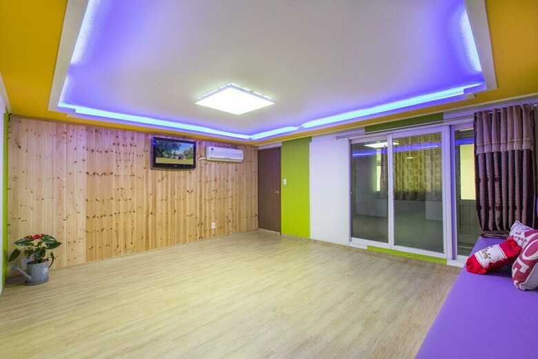 Apartamentos I Can Pension