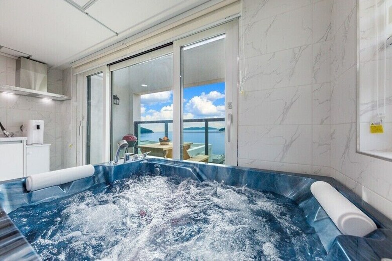 Arco Poolvilla Pension