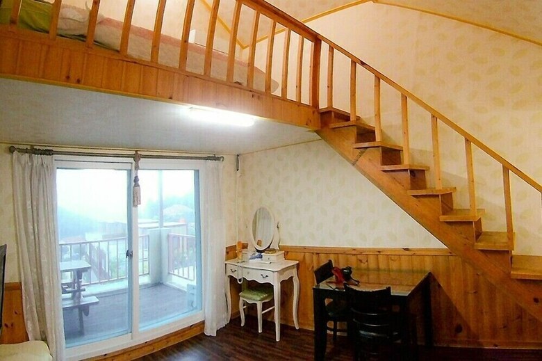Hill House Pension