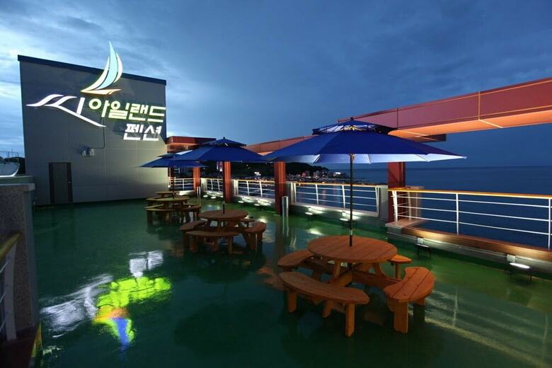 Sea Islend Pension