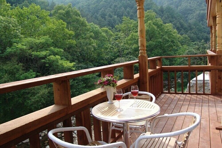 Yeomiji Pension