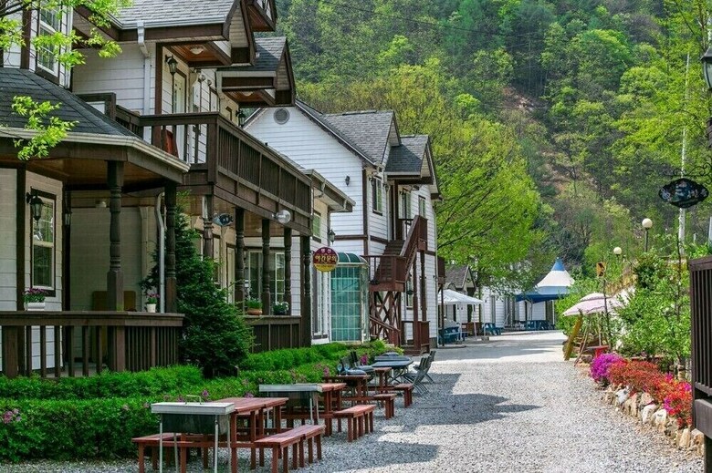Yeomiji Pension