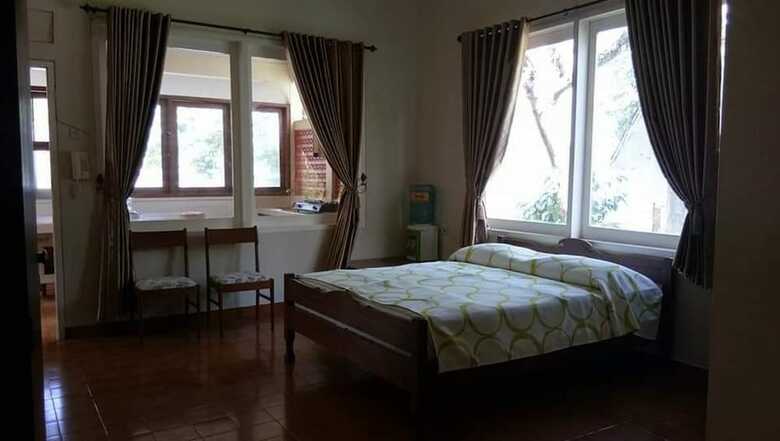 Bed & Breakfast Bunga Ayu Seaside Resort