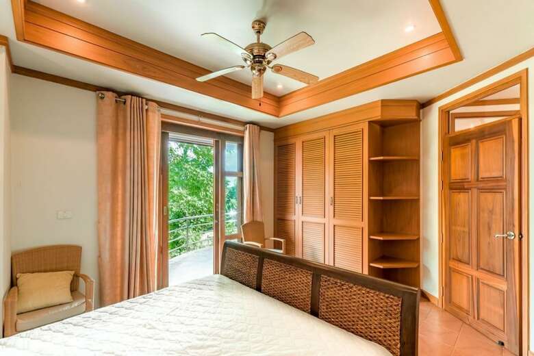 6 Bedroom Twin Villas On Beach Front Resort 11/12
