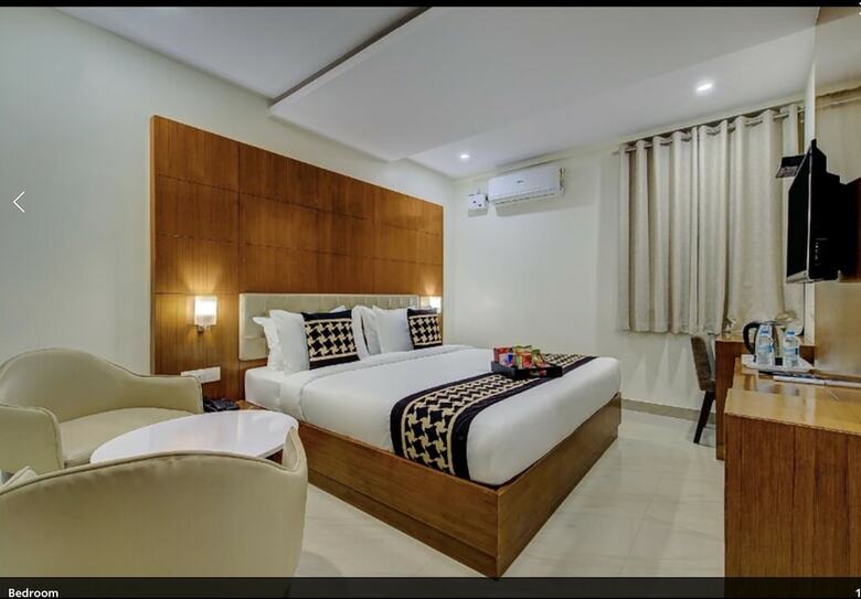 Hotel Kanaka Grand