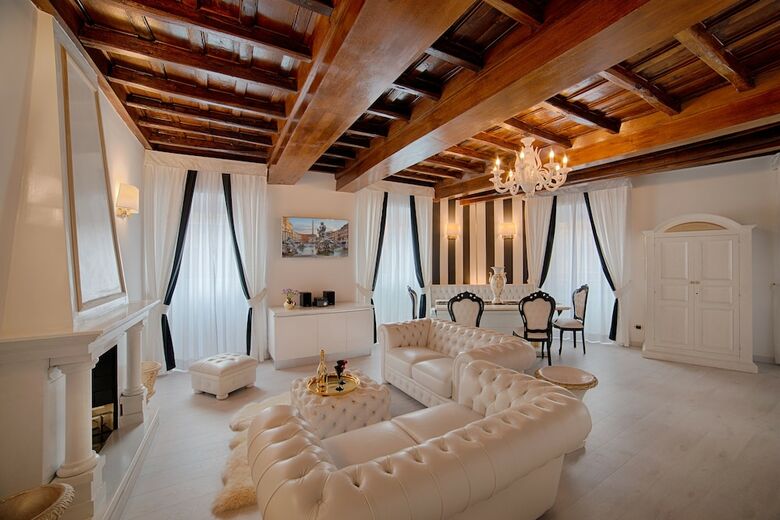 Apartamento Trevi Fountain Luxury Home