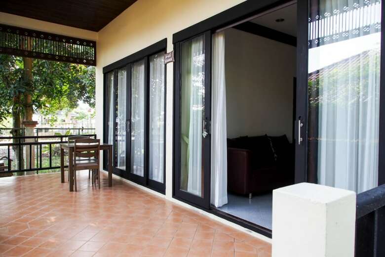Hotel Baan Poon Baan Sabai