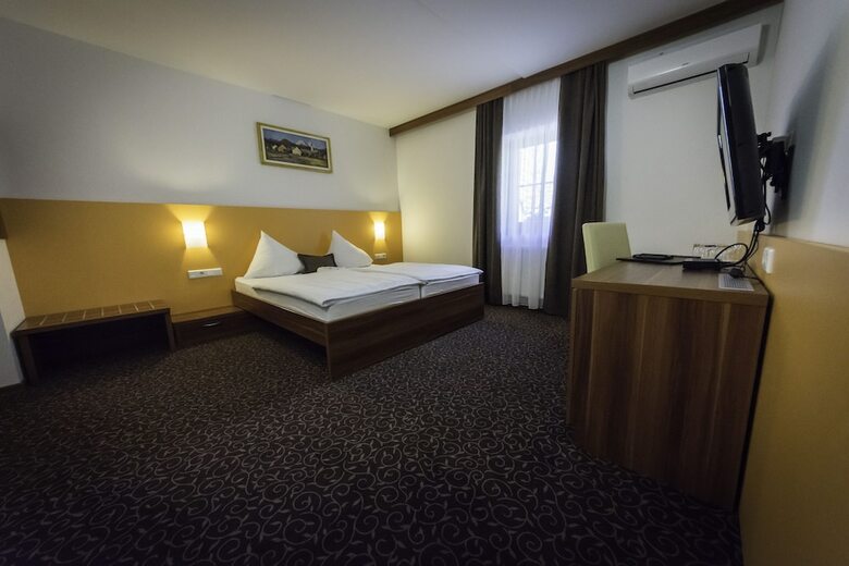 Hotel Guesthouse Vodnik