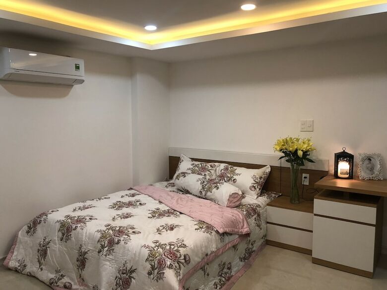 Apartamentos Tropical House