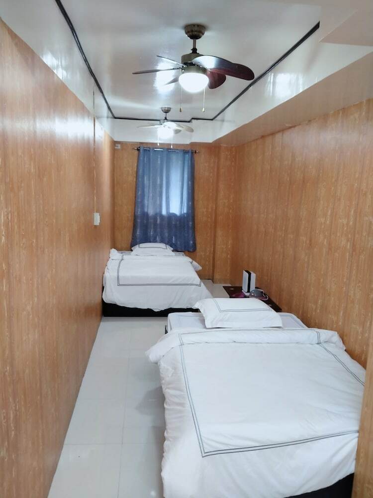 Hotel Pinewoods Gusest House