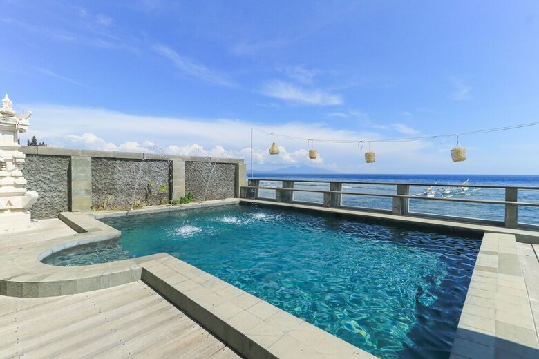Hotel Waterside Inn Nusa Penida