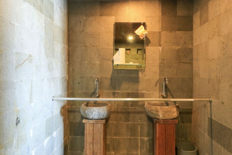 Hotel Waterside Inn Nusa Penida