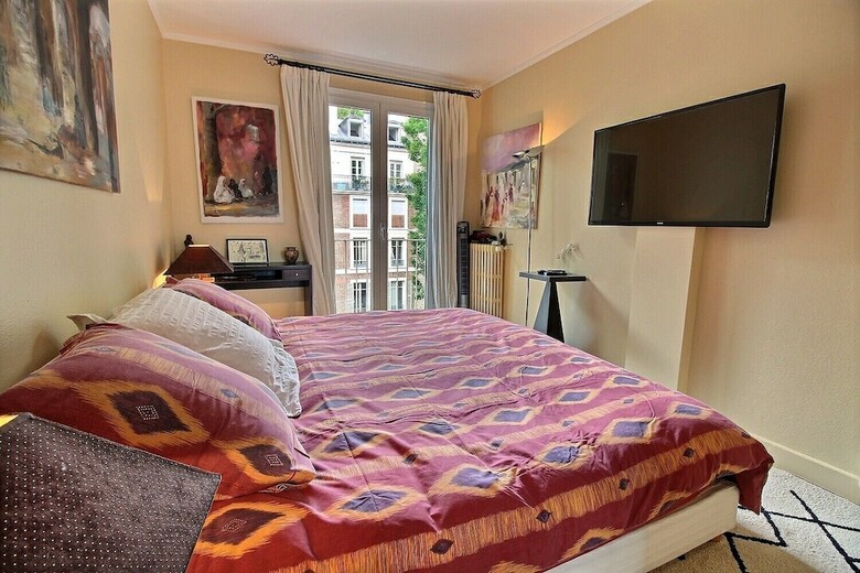 116324 - 2 Person Apartment Near Eiffel Tower