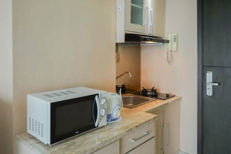 Pleasant Studio Apartment At Tamansari The Hive