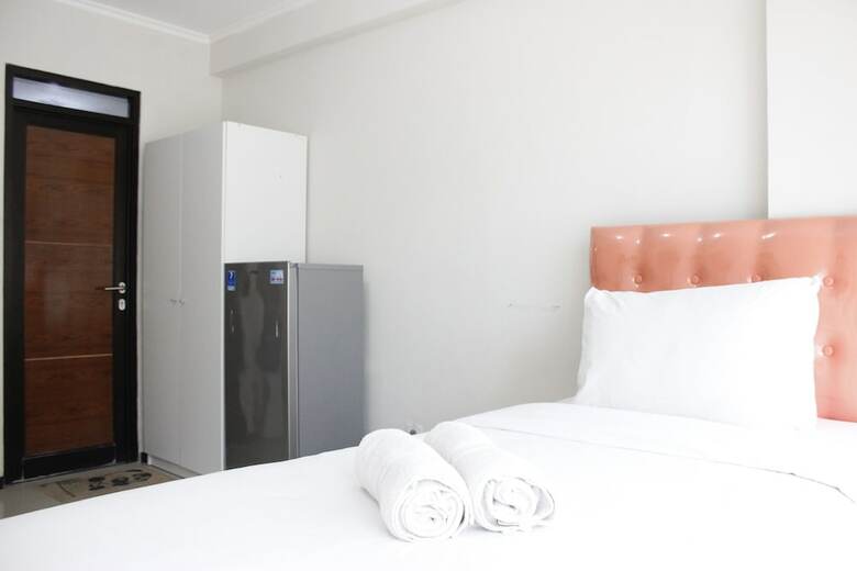 Scenic & Trendy Studio Apartment At Gateway Pasteur