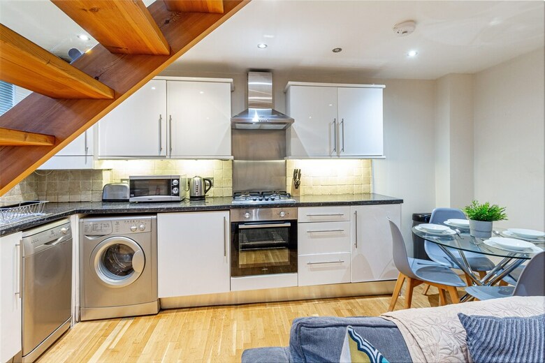 2 Bedroom Apartment Norfolk Square Guest Homes