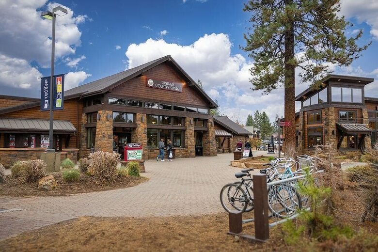 Tamarack Lane 8 By Village Properties At Sunriver