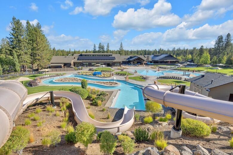 Tamarack Lane 8 By Village Properties At Sunriver