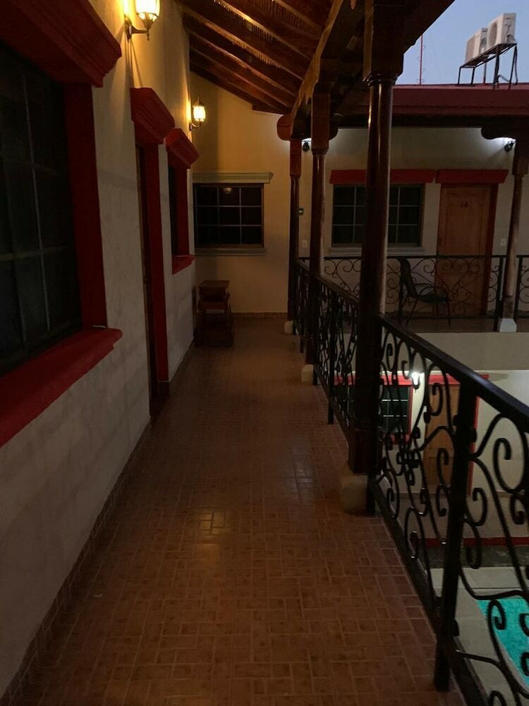 Hotel Renacer