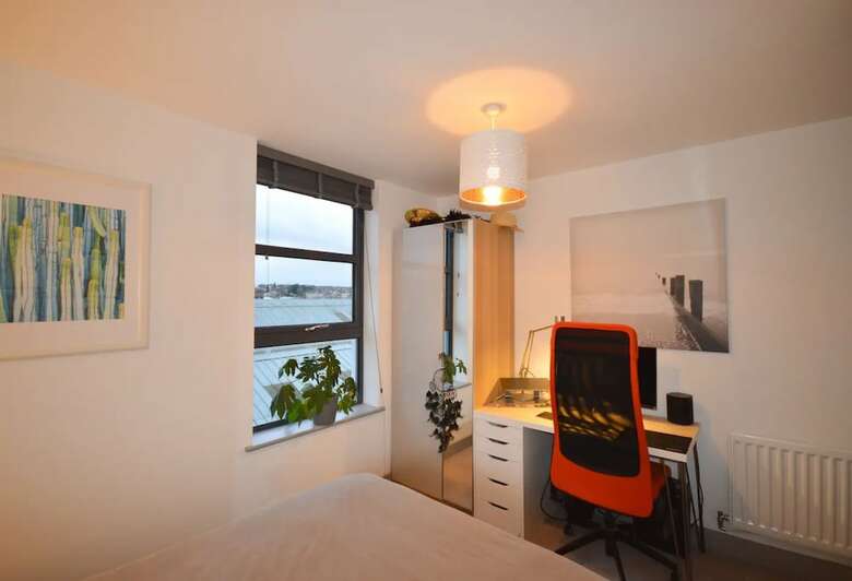 Apartamento Modern 2 Bedroom Flat In The Stylish Paintworks
