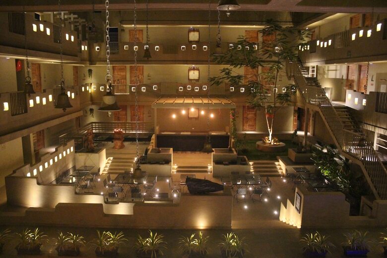Hotel 3102bce