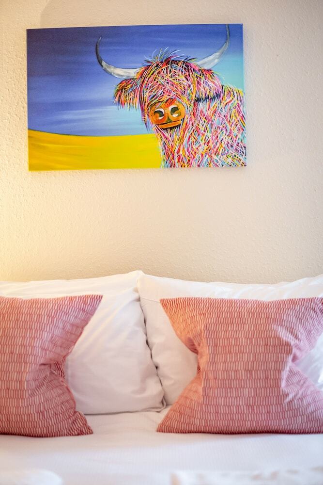 Central Market Street Apartment Sleeps 4