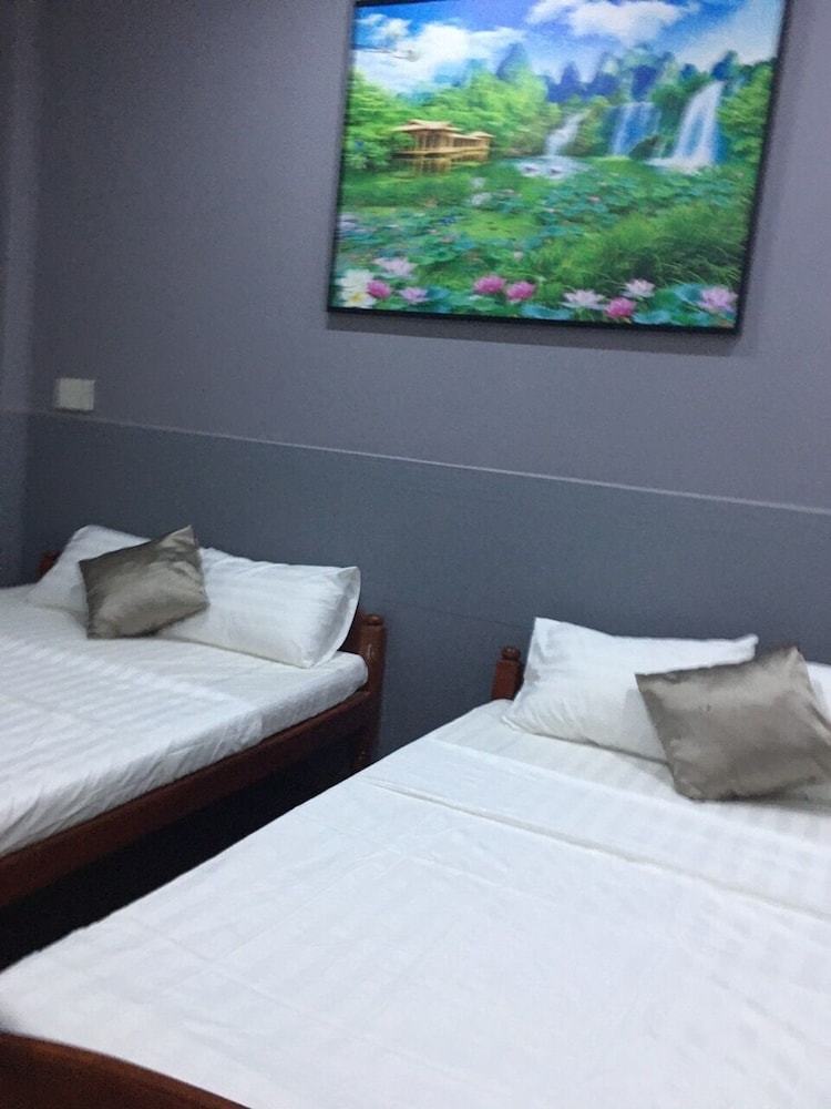 Nguyen Phuc Hotel