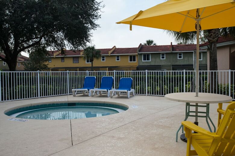 Apartamento Vacation Villas At Fantasyworld Two