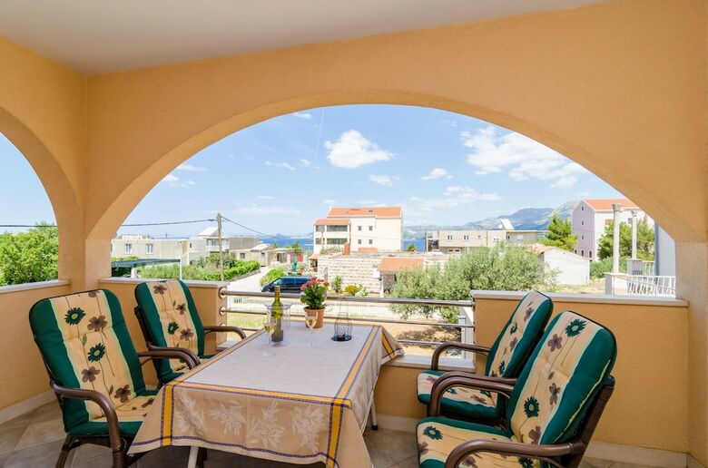 Hostal Guest House Somnium
